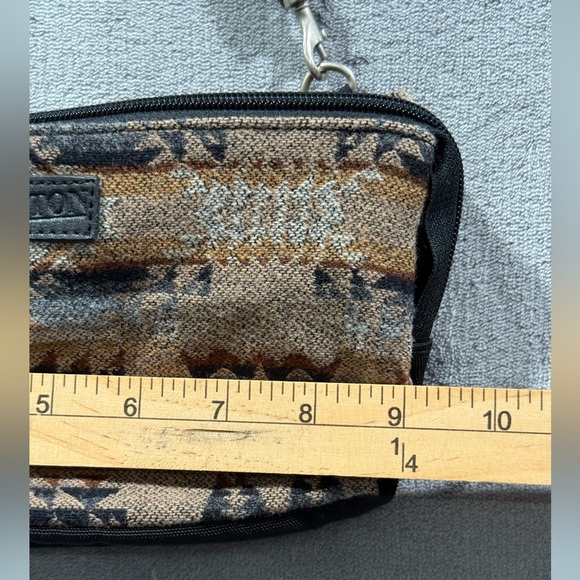 Pendleton Aztec Western Print 3 Pocket Keeper Shoulder Bag - Picture 3 of 8